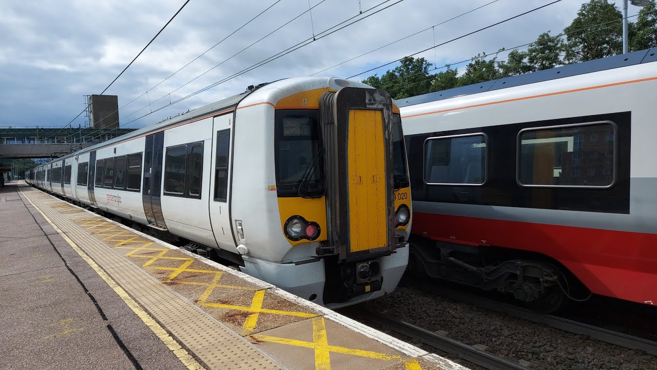 Trains at Harlow Town, WAML
