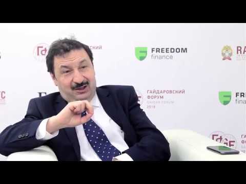 «Политика доминирует над экономикой». Владимир Мау о неизбежности экономического кризиса
