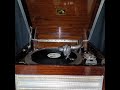 雪村 いづみ ♪エデンの東♪ 1956年 78rpm record. HMV Model No 130 india Gramophone