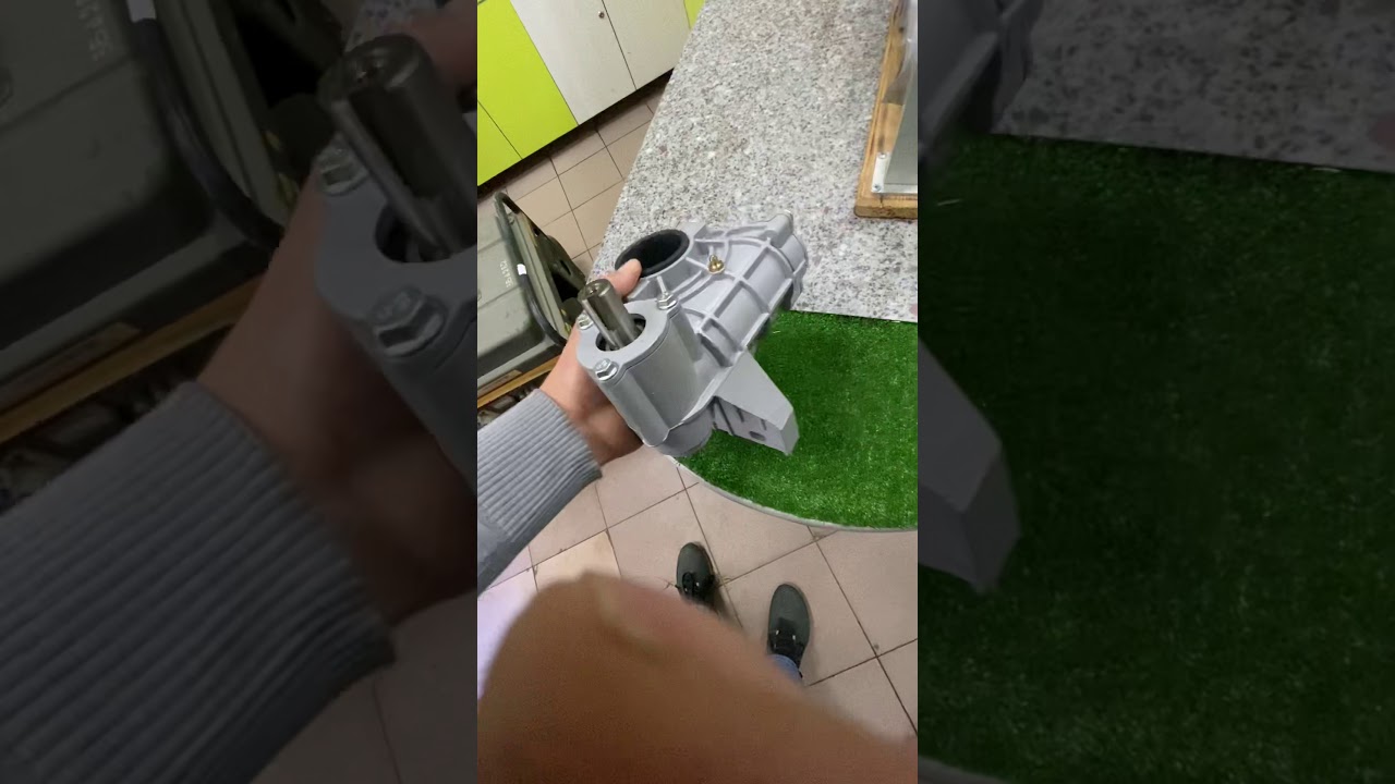 На бетономешалке проскакивает шестерня