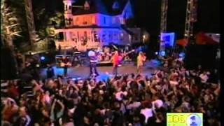 B52s - Party Out Of Bounds - live