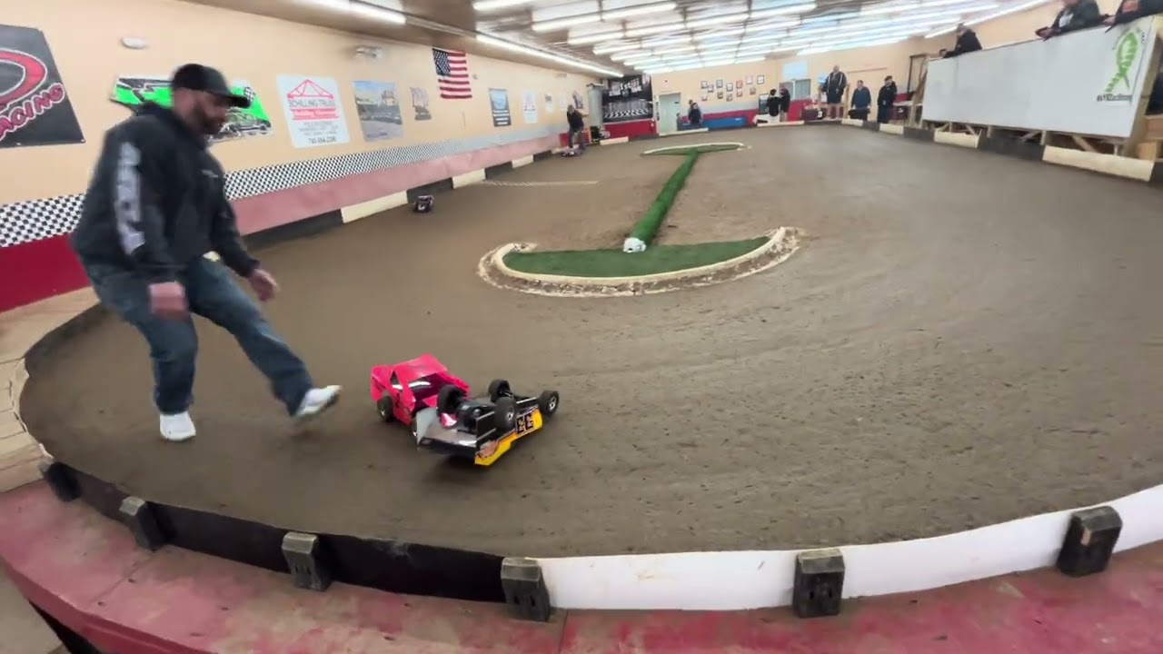 Switchback RC in the valley dirt oval open wheel trophy race intermediate adult a-main 🥉￼ 2/21/26