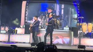 Los Tigres Del Norte, La Camioneta Gris, El Paso TX, Speaking Rock