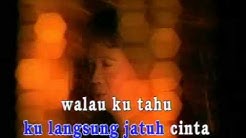 Chrisye - Kala cinta menggoda (IPH's Collections) - Durasi: 2:26. Chrisye - Kala cinta menggoda (IPH's Collections) - Durasi: 2:26.