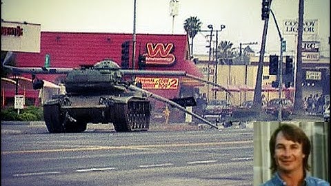 L'homme qui a volé un Tank - Histoire incroyable (1/4)