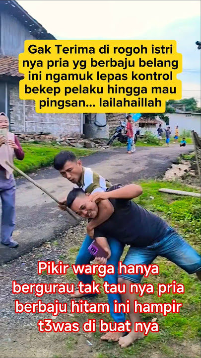 Crazy Haji❗peeping at neighbor's wife taking a bath