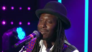 Faada Freddy - Tables will turn (Live) - Le Grand Studio RTL