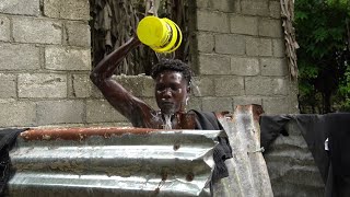 Emotional 24 Hours living in Haiti : Cooking in my yard in a raining day