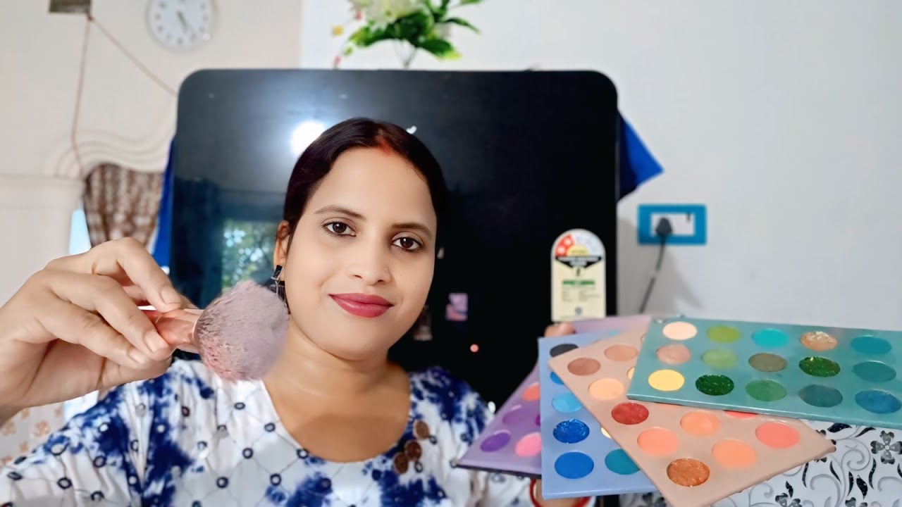 ASMR Fast and Aggressive Makeup Application 💄