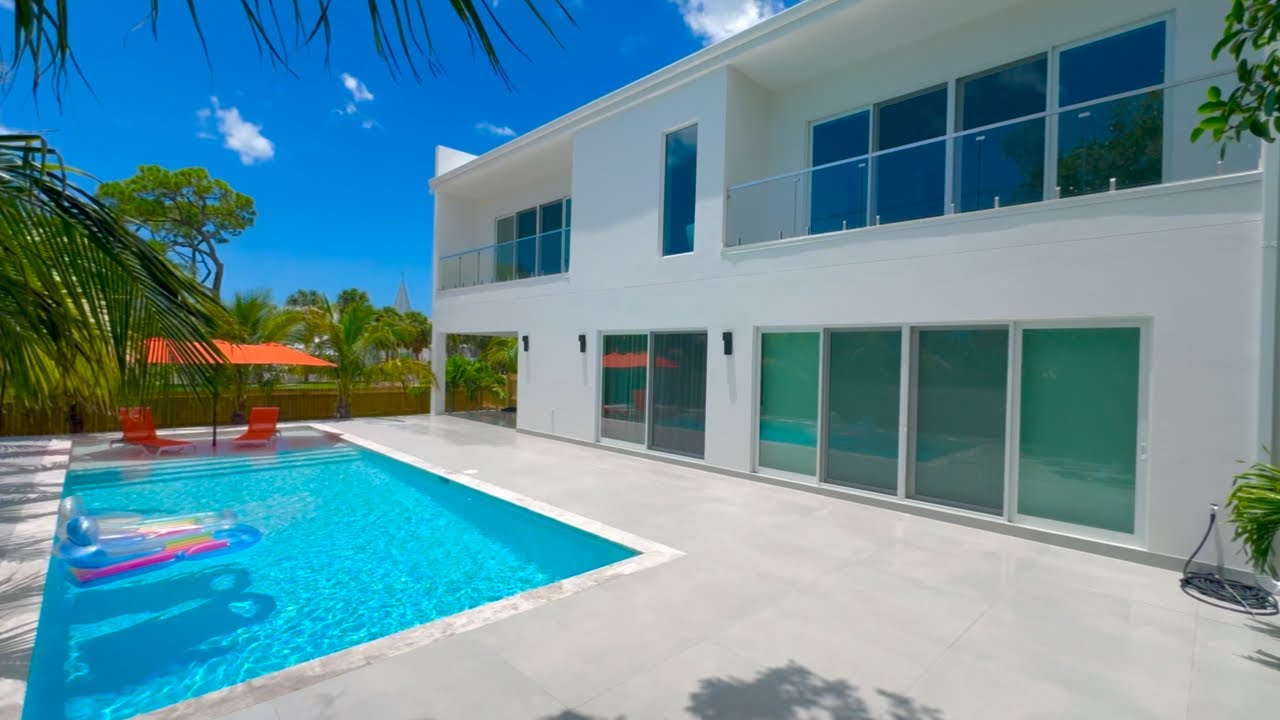 1135 Bluebird Ave Marco Island, FLORIDA 34145 📱 (239)238-6680 Tomas Nagys ⭐️⭐️⭐️⭐️⭐️ REALTOR