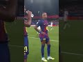 نظرات لامين يامال ورافينيا لكوندي شغب برشلونة       