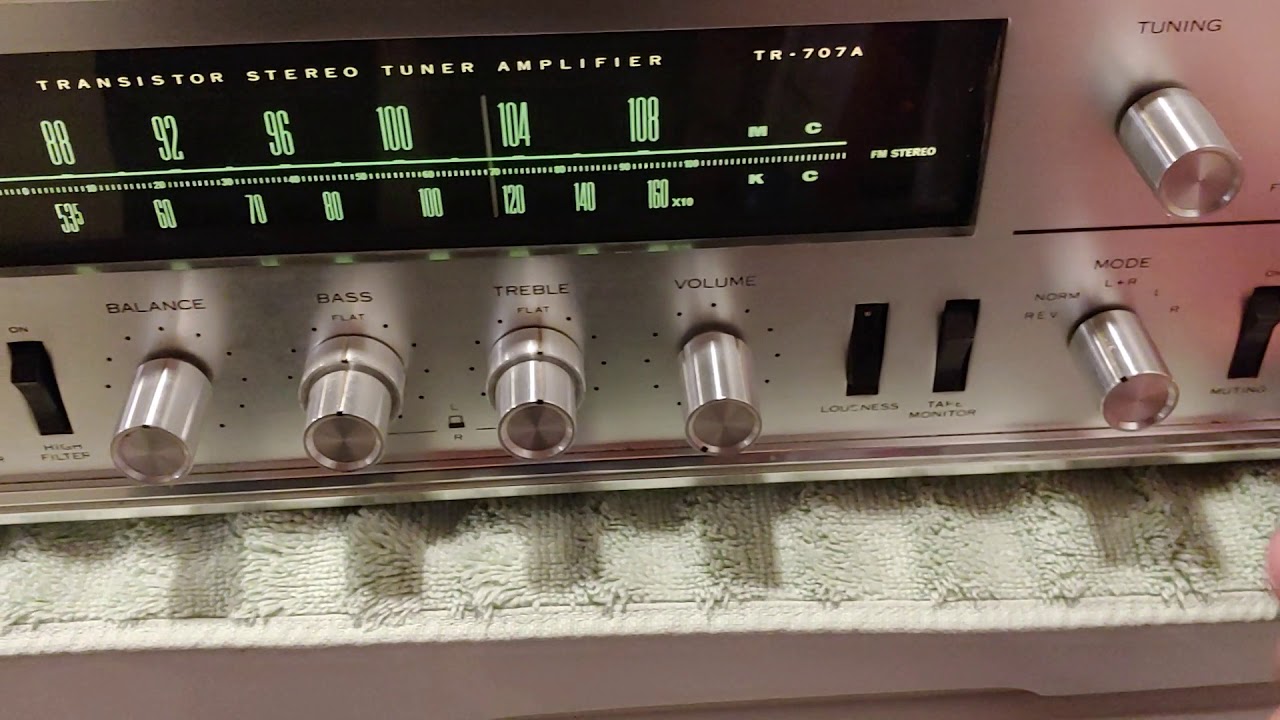 Sansui TR-707A Receiver paired with a ADS Atelier P2 Turntable and a Denon CD player...