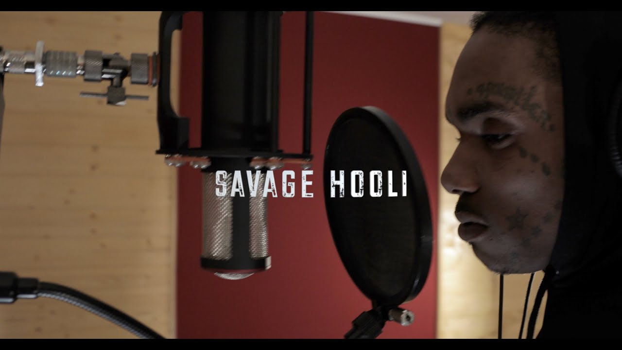 SAVAGE HOOLI - F M D J  (CLASH)