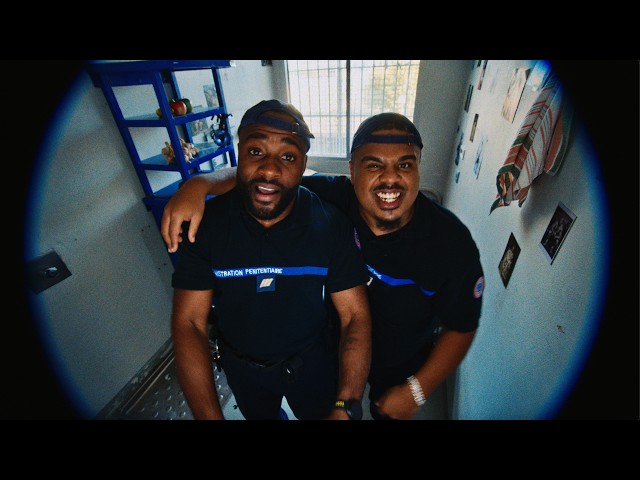 Naza (ft. Gradur) - Surveillant! (Clip Officiel)