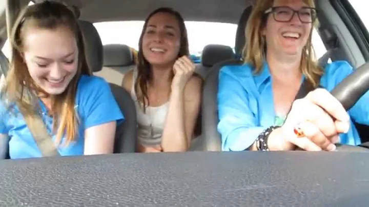 Road Trip - Mom And Daughters Shake It Off