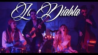 Video thumbnail of "Jenny and The Mexicats - La Diabla (Videoclip Oficial)"