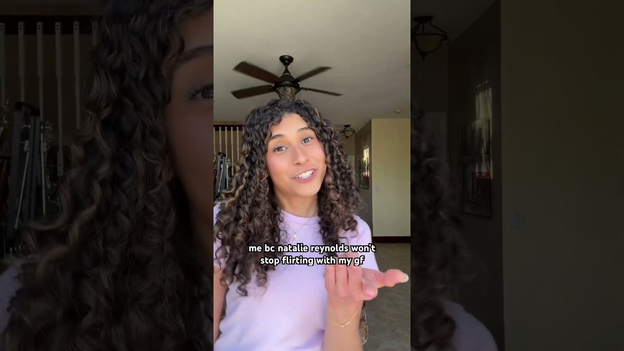 stop flirting w my gf @Nataliereynoldss @JennyHoyos