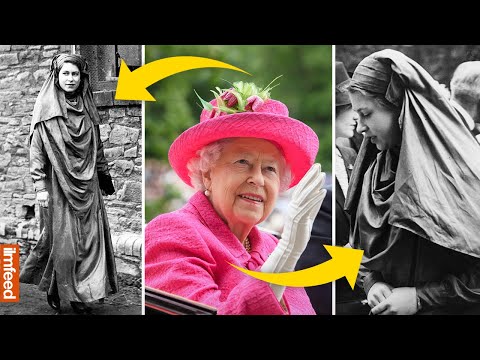 Photos of the Queen Wearing 'Hijab' Go Viral