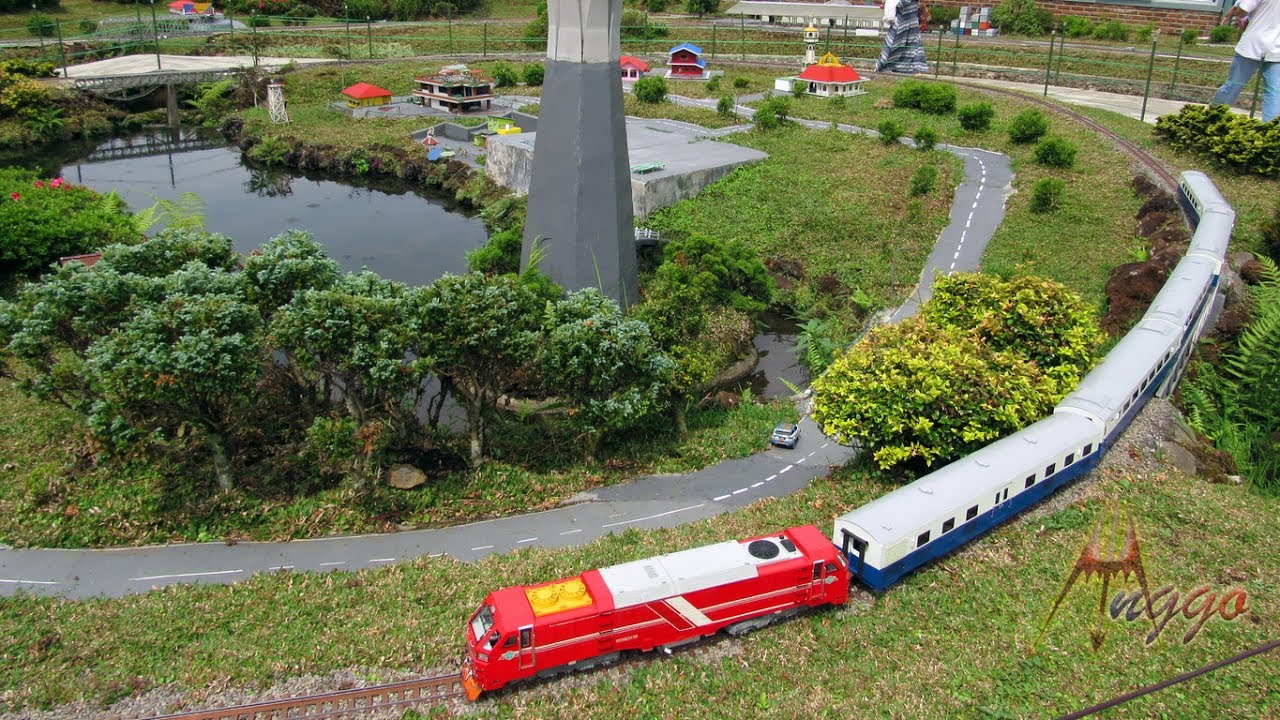 Taman Miniatur Kereta Api Terbesar di Indonesia YouTube