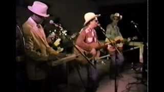 Red Knuckles  & The Trailblazers - Long Gone John (From Bowling Green) - Winterhawk - 1990 chords