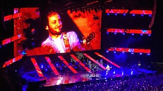 Ed Sheeran feat. Vianney - Call on me | LIVE @Accor Arena PARIS (2023) + Lyrics Resimi