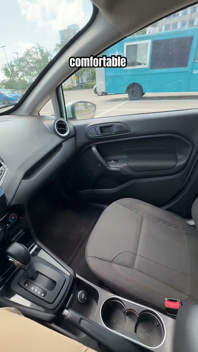 Interior Features in the 2017 Ford Fiesta SE