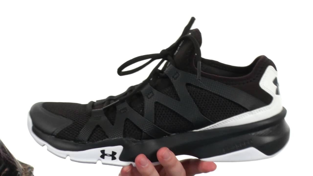 under armour charged phenom 2