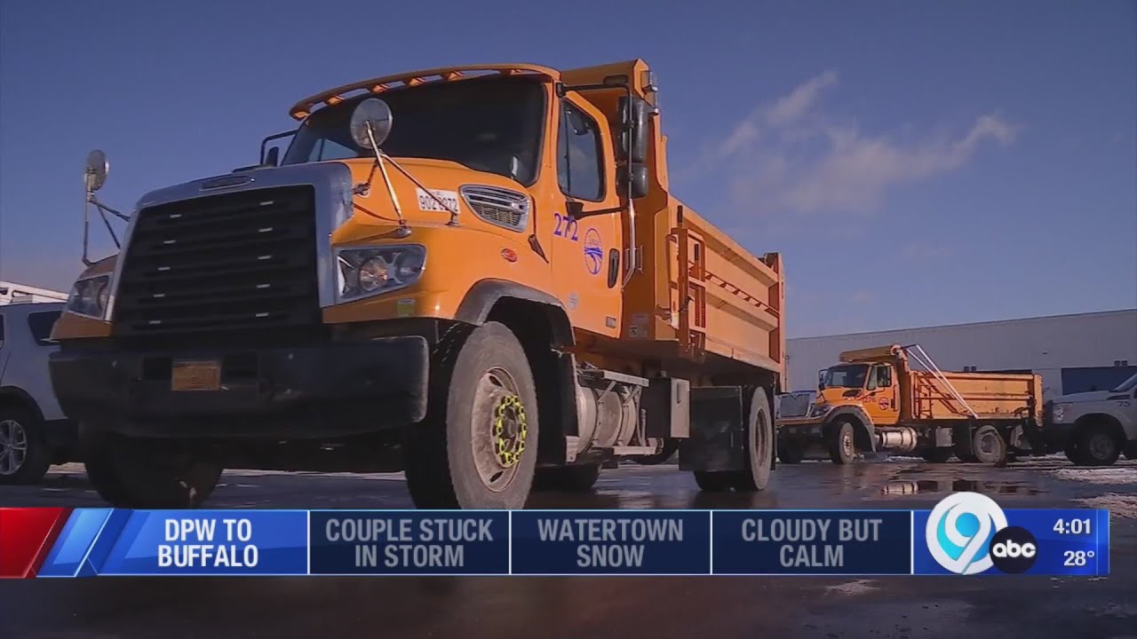 Syracuse DPW crews and equipment deployed to Buffalo for storm relief