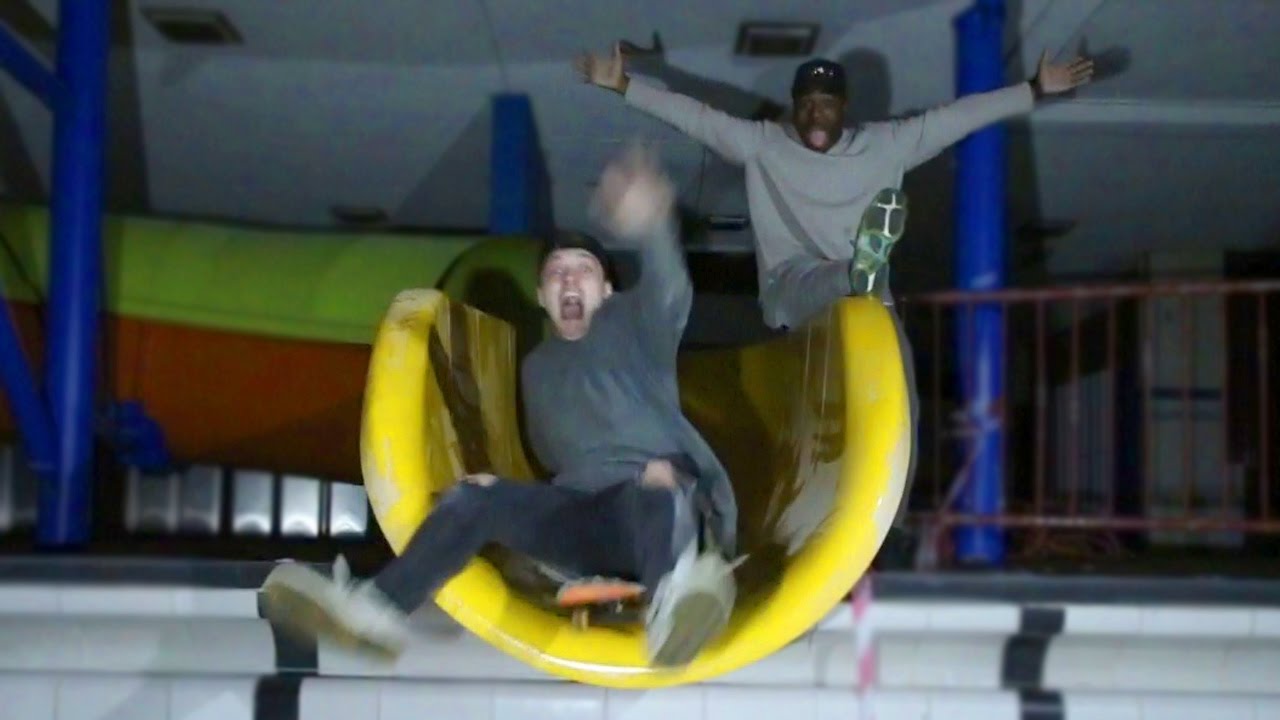 SKATING ABANDONED WATER WORLD!