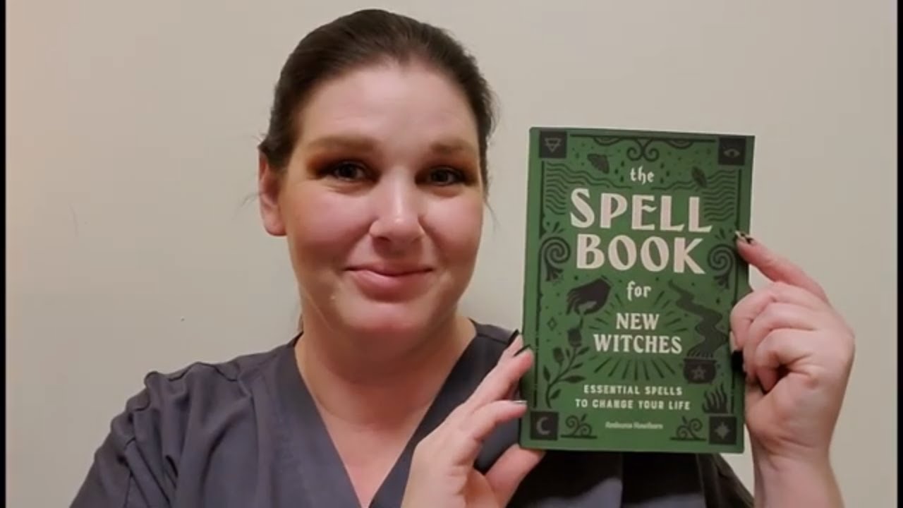 [BOOK REVIEW] The Spell Book for New Witches - YouTube