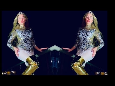 دومينيك ترقص على البلكونة في الحظر واغنية بس تعا رغم كورونا عم بشتقلك