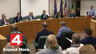 Hundreds gather in person in battle to reopen Downtown Northville