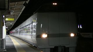 ＪＲ東海道本線　穂積駅　６８１系（ホームライナー大垣）