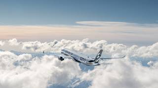 STARLUX A350-1000 Cinematic Air-to-Air：Shining Brighter Across the Sky｜空拍影片｜AIRBUS｜STARLUX Airlines