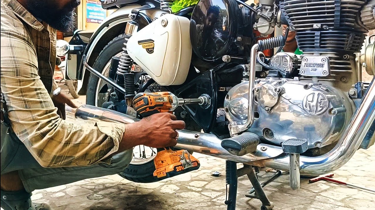 Royal Enfield classic 350 swing arm axcel change akashbikedoctor