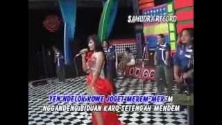 Dangdut Hot Goyang Seksi SONATA ~ GAPLEK PRINGKILAN ~ DIAN MARSANDA