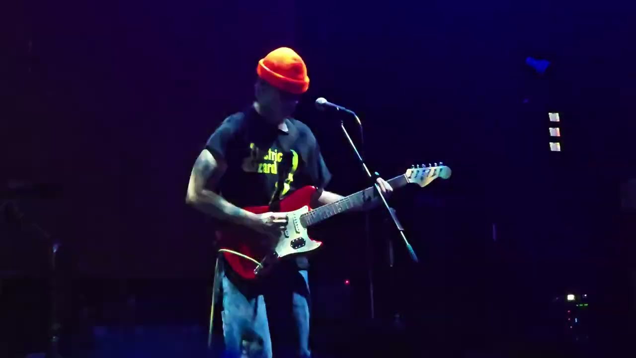 Falling Down by Teen Mortgage (live in Vancouver 26-10-24)