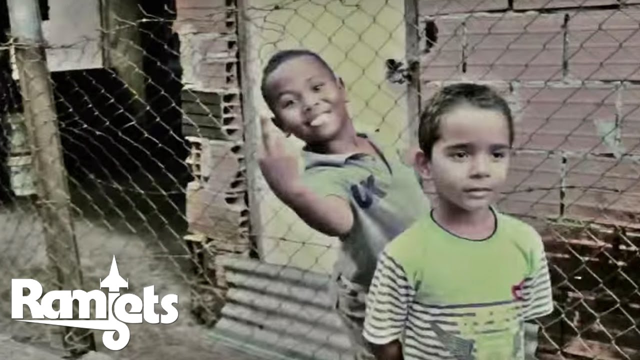 Crisler - Mi Clase Social [Official Video]