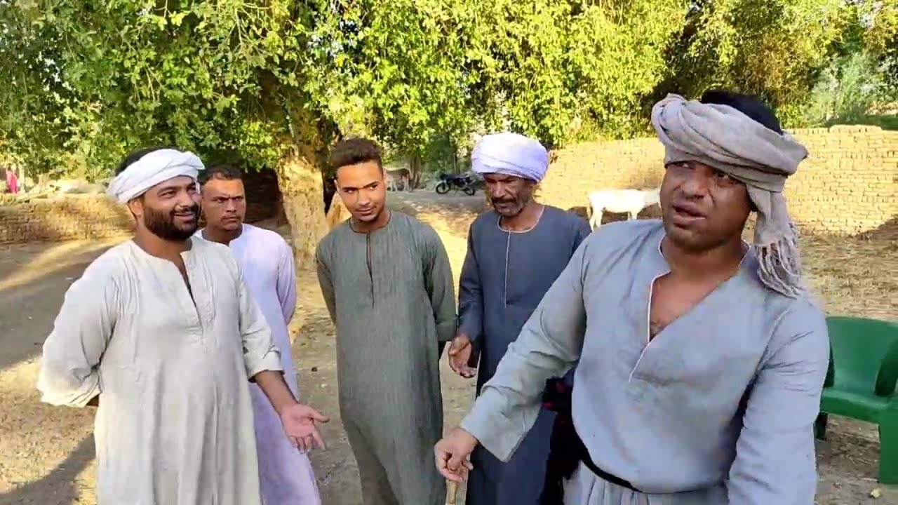 الحج الضوى بتاع هدوم بالقسط ضحك السينين مع عصام وسمير دويتو الصعيد الضحك شديد