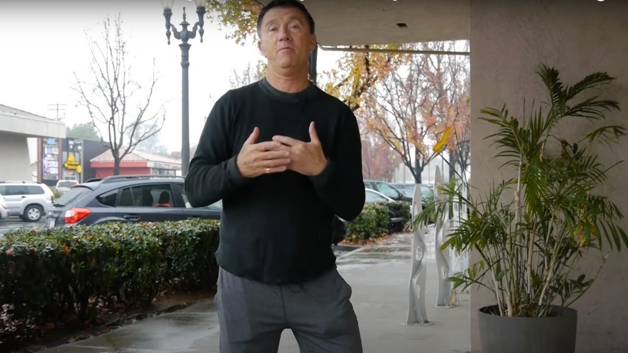Male Student Testimonial After Taking A Gentle Somatic Yoga Teacher male-student-testimonial-after-taking-a-gentle-somatic-yoga-teacher