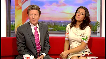 SUSANNA REID (22 Oct. 2013) BREAKFAST  BBC ONE(slow mo)