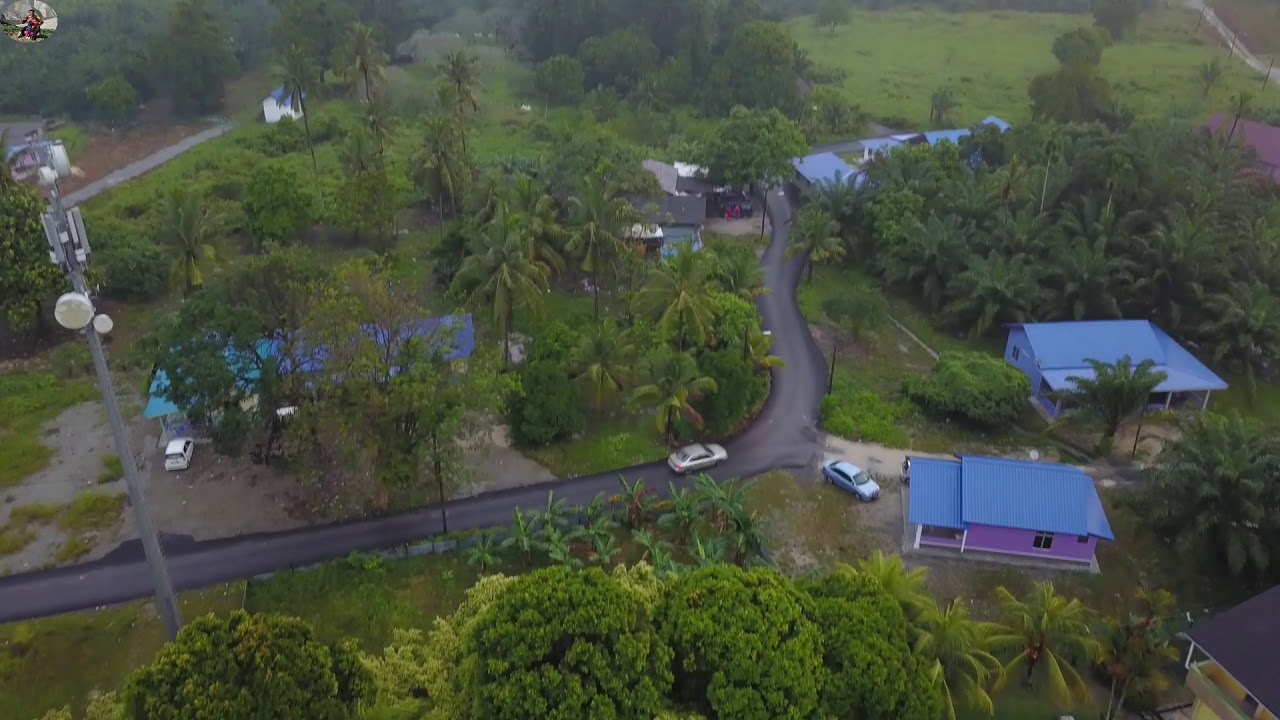 PEMANDANGAN KAMPUNG LEPAU DARI UDARA