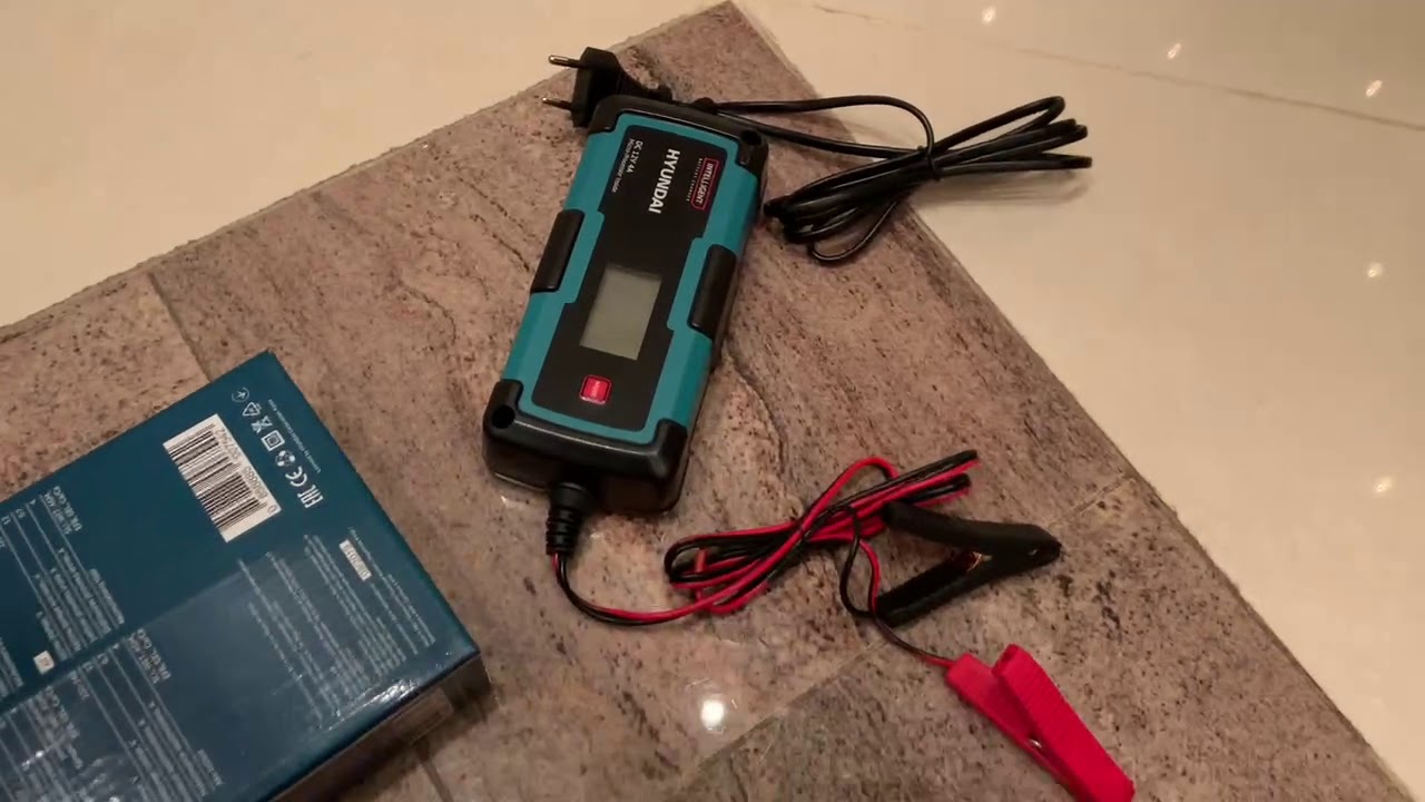 Зарядное устройство HYUNDAI HY400 Распаковка