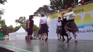 Traditional Scottish Dance / Danza Tradicional Escocesa 3