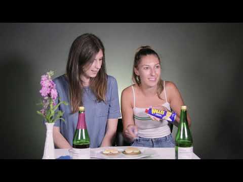 Video: Vad äter De Svart Kaviar Med?