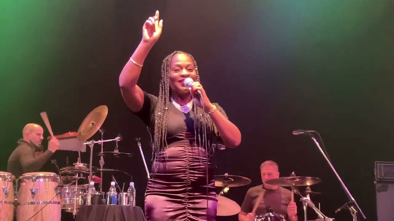INCOGNITO “1975” featuring Joy Rose in Japan Tour 2022 - YouTube