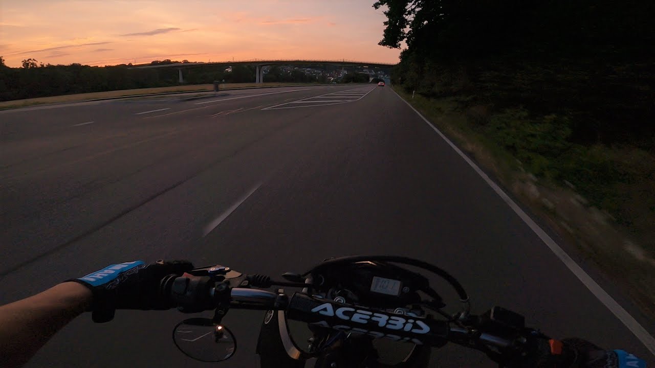 Sunset ride | YAMAHA wr 125 x | (RAW)
