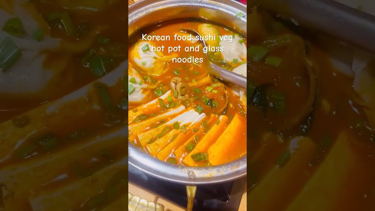 कैसा लगा बच्चों को सुशी!Visit to Korean restaurant n tried veg hotpot 