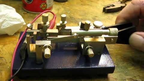 G3YUH project 238 semi auto Morse code bug key