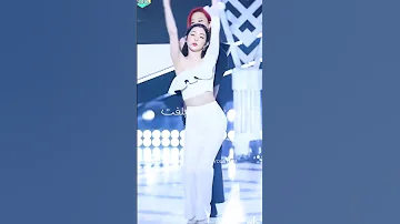 ايدولز بشرتهم بيضاء كالثلج Shorts Kpop كيبوب 